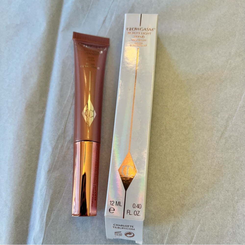 NIB: Charlotte Tilbury Glowgasm PINKGASM Liquid highlighter wand